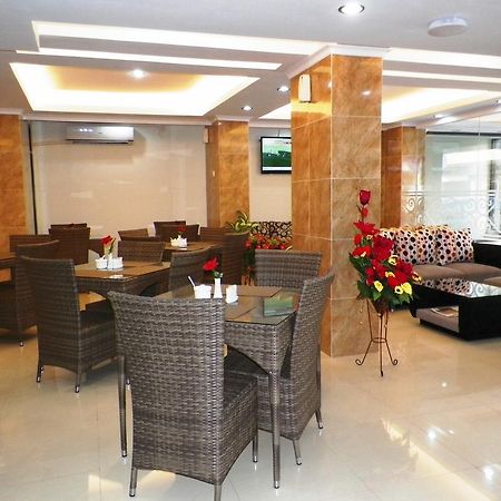 Maranatha Grand Hotel Yogyakarta Exterior foto