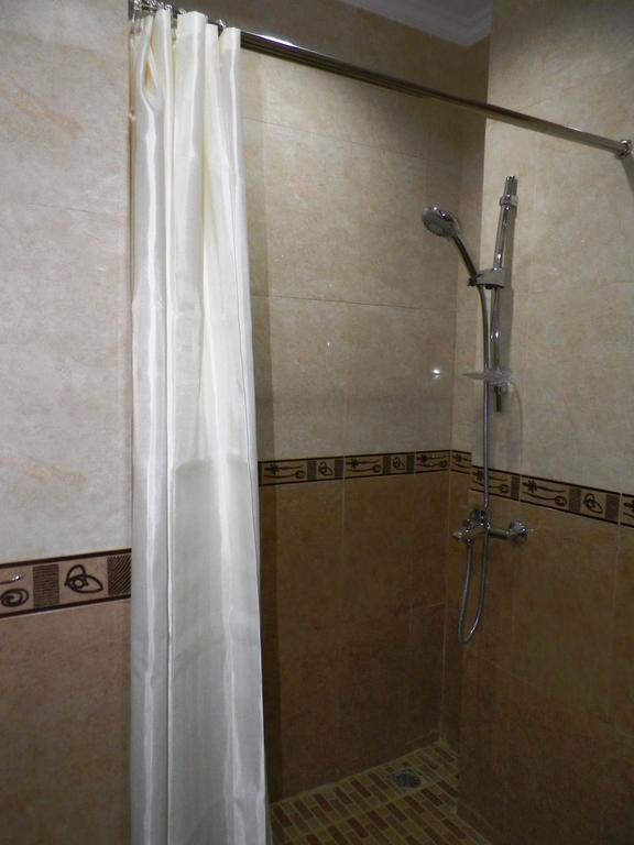 Maranatha Grand Hotel Yogyakarta Zimmer foto