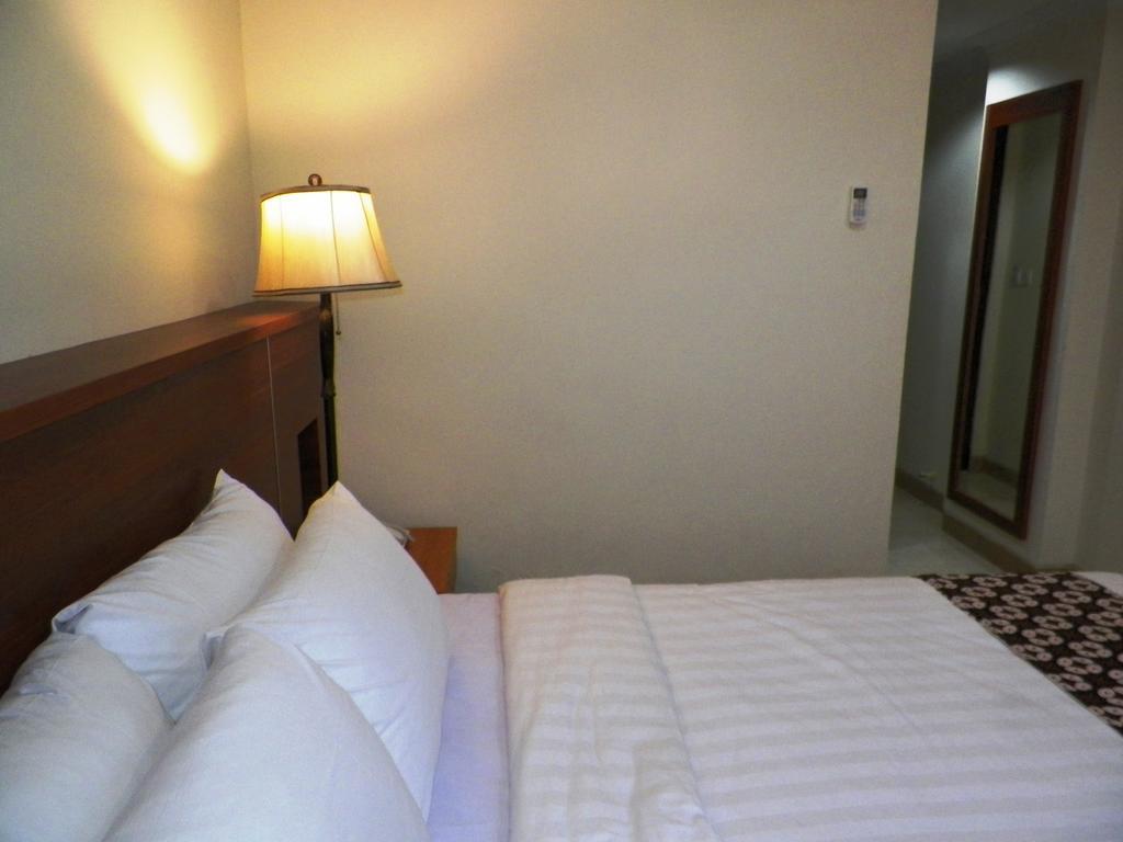 Maranatha Grand Hotel Yogyakarta Zimmer foto